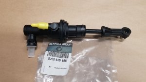 $ Original  Pompe d'embrayage Renault Megane II 2.0DCI , 8200629198