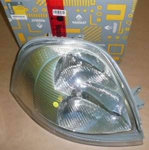 $ Original  Projecteur Renault Master II droit , 8200163518