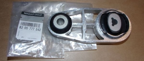 Original  Fixation du moteur Renault Clio III 1.5DCI , 8200777542