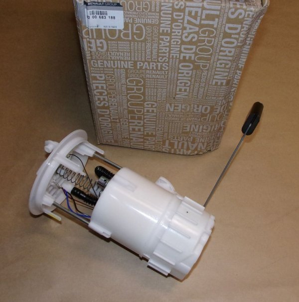Original  Pompe à carburant complète Renault Megane II 1.6 16V3BAR 120L/H 02|} , 8200683188