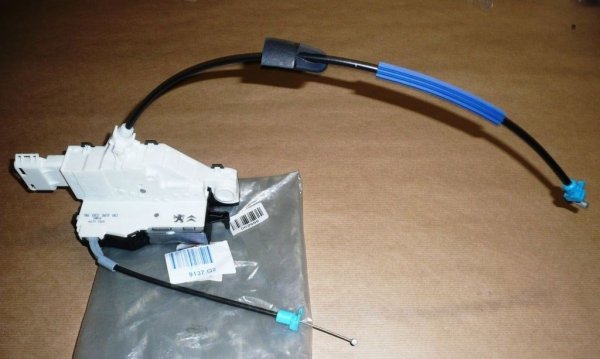 SERRURE DE PORTE ORIGINALE Château arrière gauche CITROEN C4 9137Q2, 9137.Q2