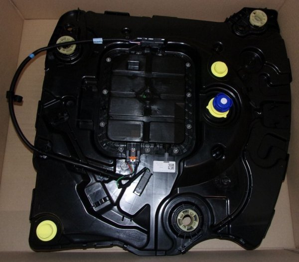 $ Réservoir AdBlue Citroën C3 II, Peugeot 2008, Peugeot 208, Peugeot 301, Citroën C3 Picasso, DS3, Citroën C4 Cactus, Citroën C-Elysée (reconditionné en usine chez Peugeot/Citroën) ,  1682615880