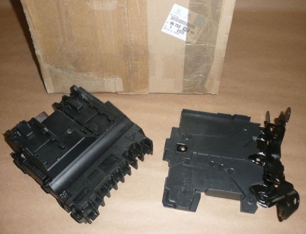 Original Module de Batterie C4 Picasso II Peugeot 3008 308 5008 II 1.2 1.6 THP PureTech , 9675350280