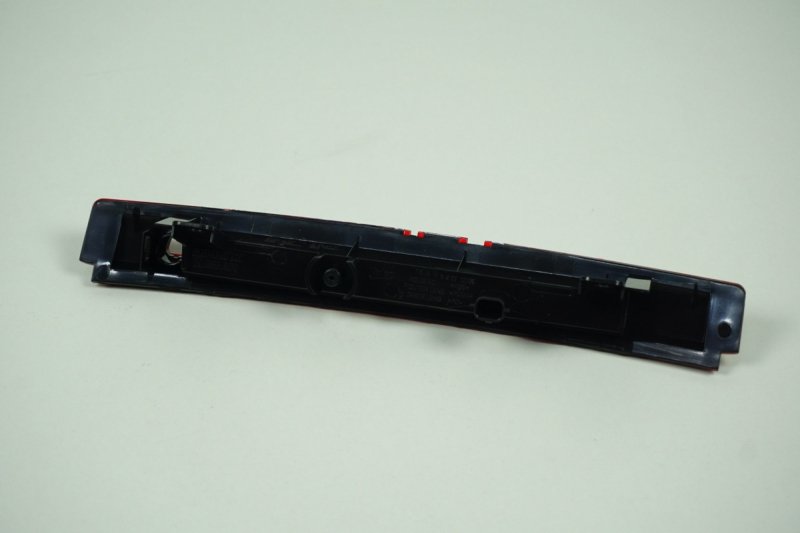 Origine troisième feu stop Renault Clio IV Captur I, 265902759R