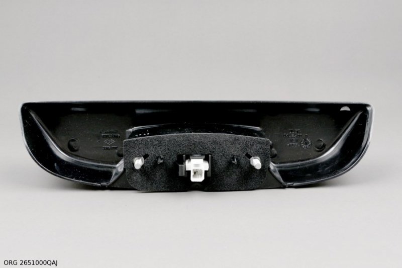 Pièce d’origine éclairage de plaque d'immatriculation pour Renault Trafic II jusqu'à 2014, 2651000QAJ , 8200434685