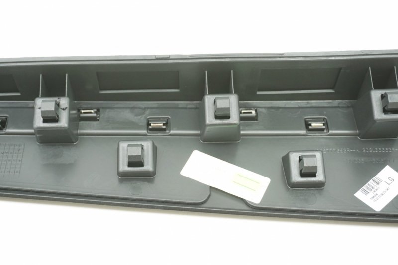 Original barre de porte avant gauche Renault Clio IV, 808777693R