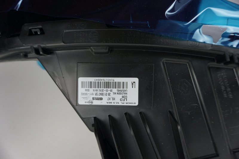 Phare avant droit d'origine Renault Samsung Talisman , 260108475R
