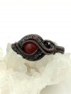 Pierścionek miedziany 21x13 mm z karneolem, rozmiar 18 – regulowany, waga 4.9 grama, rękodzieło