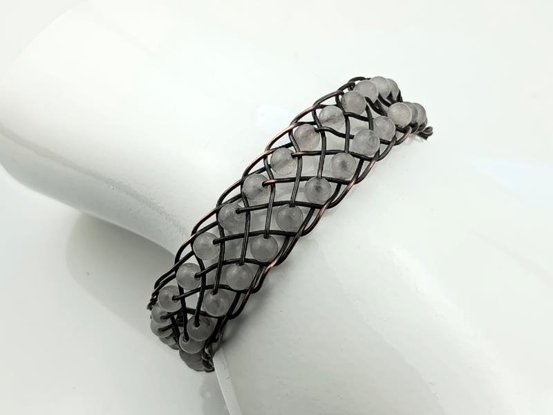 Bransoletka miedziana z kwarcem różowym dla numerologicznej 2, 6, 7 i 9