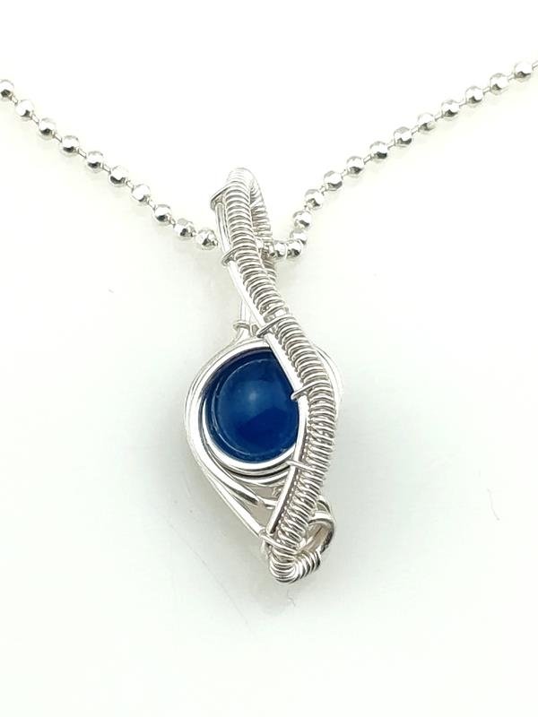 Wisiorek srebro Ag999 z agatem – kamieniem bogactwa, zdrowia i długowieczności