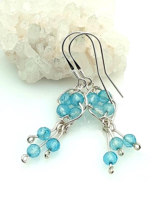 Błękitny topaz - kolczyki ze srebra, wymiary 5x1.1 cm, waga 4 gramy, prezent 4 rocznica ślubu, rękodzieło