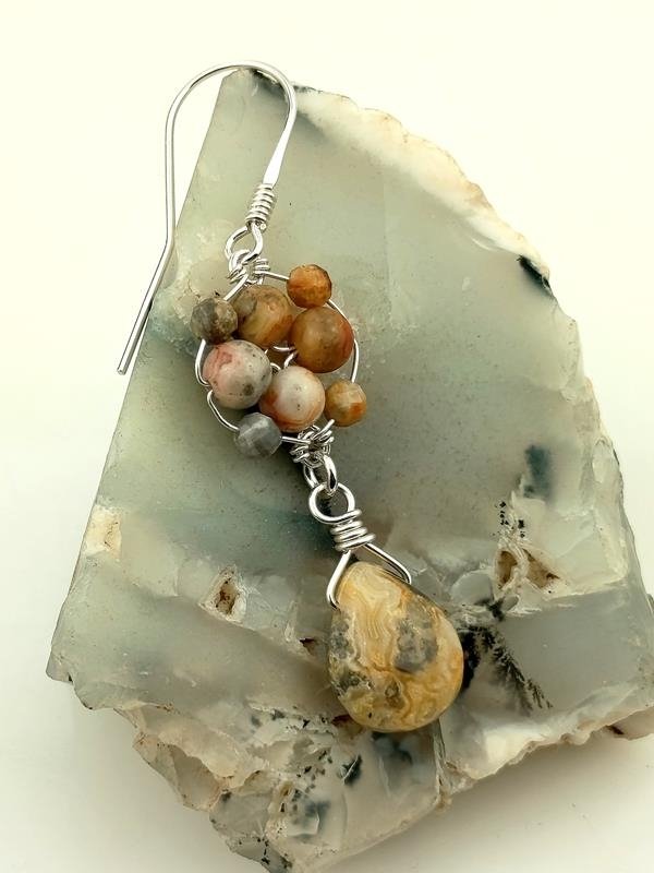 Kolczyki ze srebra Ag999 z agatem koronkowym dla chińskiego znaku Małpy