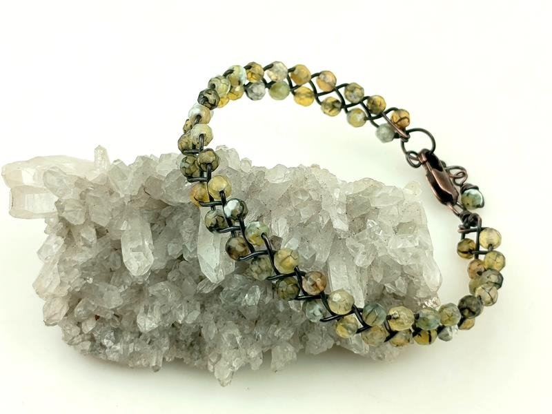 Bransoletka miedziana z agatem, obwód od 17.5 do 19 cm, waga 9 gram, znak Byka, Skorpiona, Bliźniąt, rękodzieło