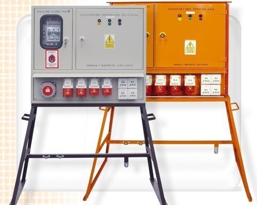 Rozdzielnica budowlana metalowa na stojaku RB-6/160A (RB-6/160A)