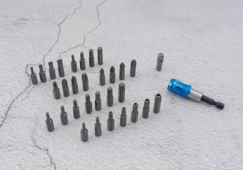 ZESTAW NARZĘDZI 1/4&quot; 51cz. NASADKI KRÓTKIE, 6-kąt. 4 - 14mm, BITY 1/4&quot; Z GRZECHOTKĄ I AKCESORIAMI, KASETA King Tony