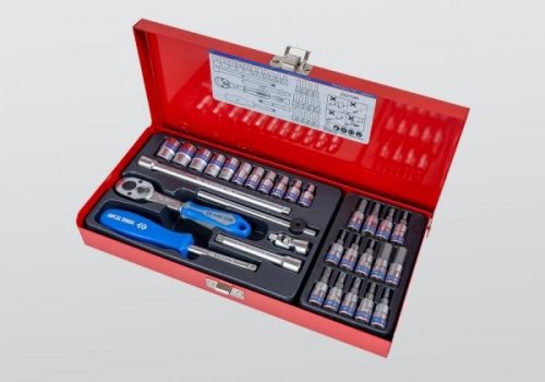 ZESTAW NARZĘDZI 1/4&quot; 31cz. NASADKI KRÓTKIE, 6-kąt. 4 - 13mm, T8 -T30, HEX 3 - 10 Z GRZECHOTKĄ I AKCESORIAMI, KASETA King To