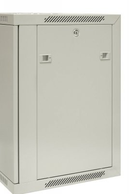 Szafa wisząca niedzielona 19&#039;&#039; 12U, drzwi całe z blachy, 600×450×635mm szer./gł./wys. (w zestawie: półka stała oraz ko