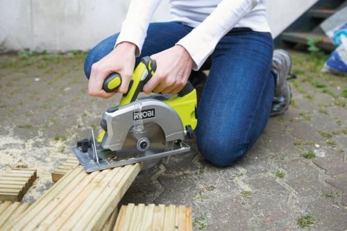 Pilarka tarczowa z laserem ONE+ RWSL1801M Ryobi