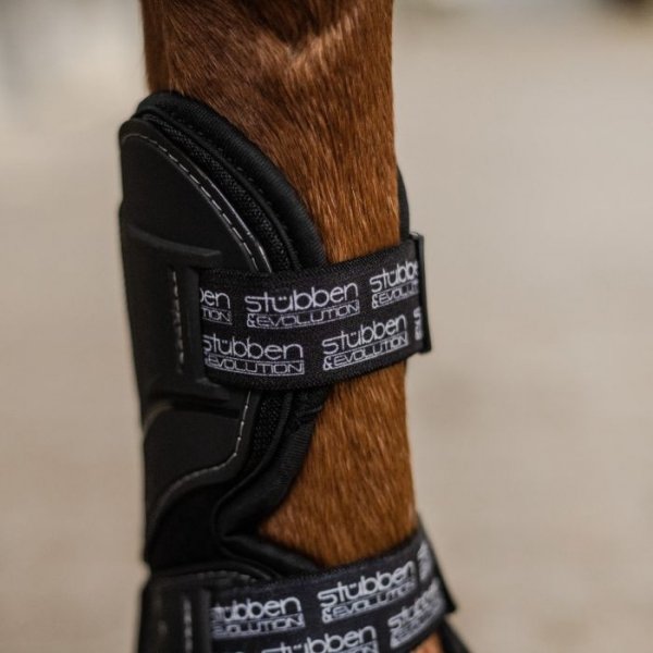 ochraniacze-dla-konia-stubben-hybrid-tendon-czarne-sklep-jeździecki-sprzęt-jeździecki.png