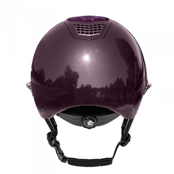 Kask Fair Play z szerokim daszkiem QUANTINUM W-V SPOTLIGHT SHINY  SILVER jagodowy