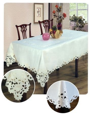Obrus haftowany rozmiar 50x100 OB wzór (213) kremowy