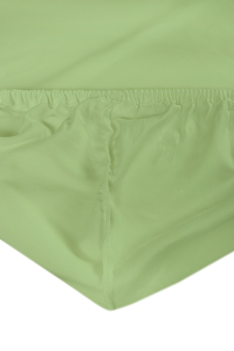 Prześcieradło PREMIUM jersey z lycrą na wysoki materac 140x200 z gumką wz. 52A jasna zieleń