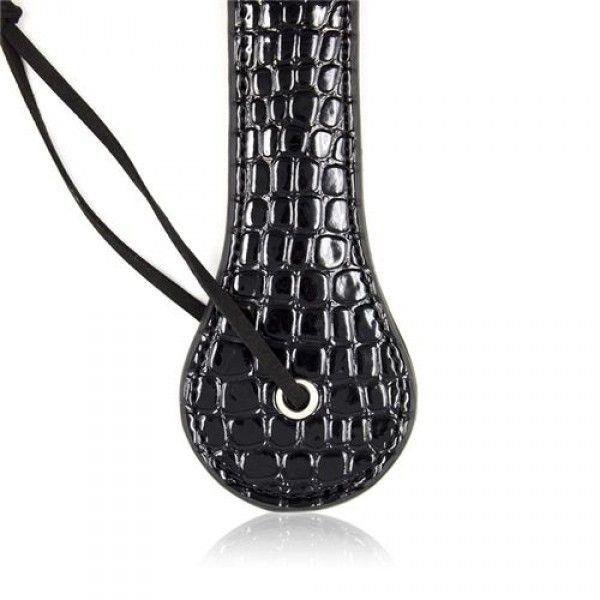 Mocna packa do bicia po pupie karania bdsm