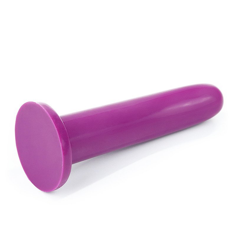 Gładkie zakrzywione dildo analne przyssawka fioletowe 14 cm