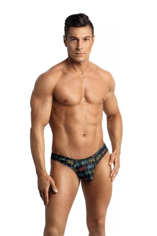 Benito string L