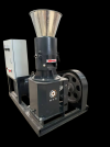 Peleciarka wolnoobrotowa  7.5 kW z ruchomymi rolkami Model EWP-210