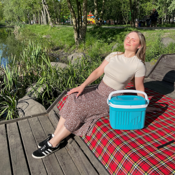 Lodówka turystyczna 8L KAMAI ICEBERG na wkłady mrożące, turkusowa z białą rączką