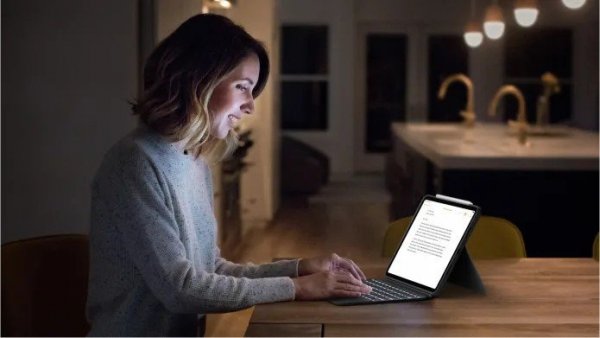 Logitech Combo Touch US iPad Pro 12,9&#039;&#039; 5th Gen Grey