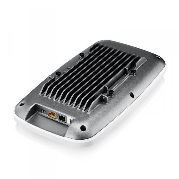 Zyxel Punkt dostępu AP Single Pack 802.11be AP, Smart Antenna, Standalone                  NebulaFlex 1 year Nebula Pro pack lic