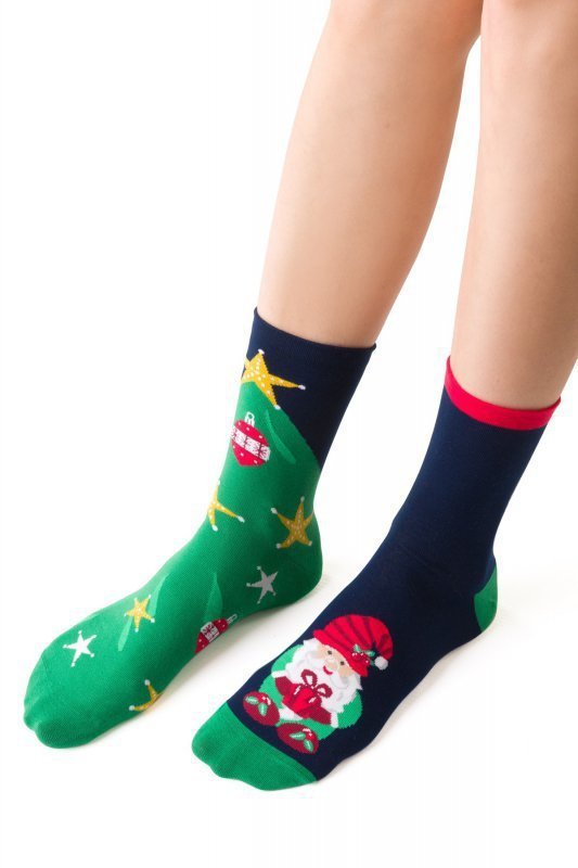 Steven art.136 Vánoční asymetrické dámské ponožky