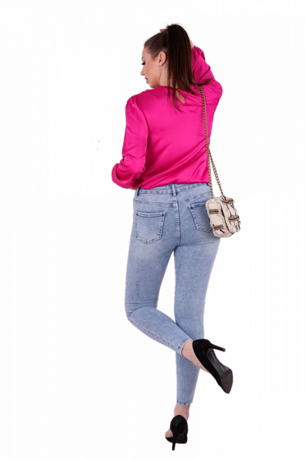 Merribel Ilumina Fuchsia Halenka