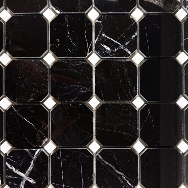 marmur Black Silk + kostka Bianco Neve