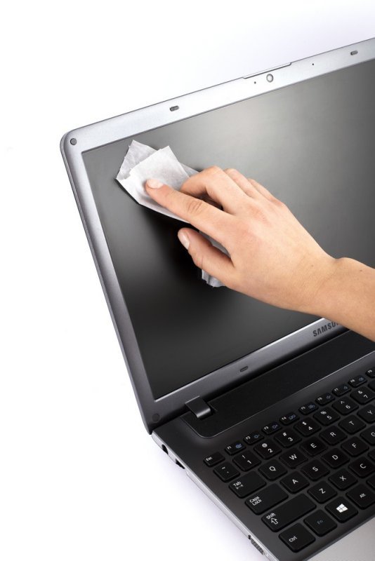 ŚCIERECZKI CZYSZCZĄCE DO EKRANÓW TFT/LCD D.RECT 100 SZT