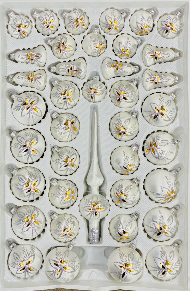Zestaw dekorowany 39 szt biała mrożonka złota świeczka