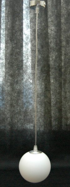 Lampa wisząca kula 12cm zwis chrom szkło białe matowe