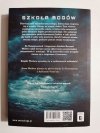 SZKOŁA BOGÓW - 