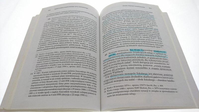 PRAWO MATERIALNE I POLITYKI WSPÓLNOT I UNII...1996