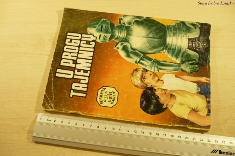 U PROGU TAJEMNICY CZĘŚĆ 1 (1985)