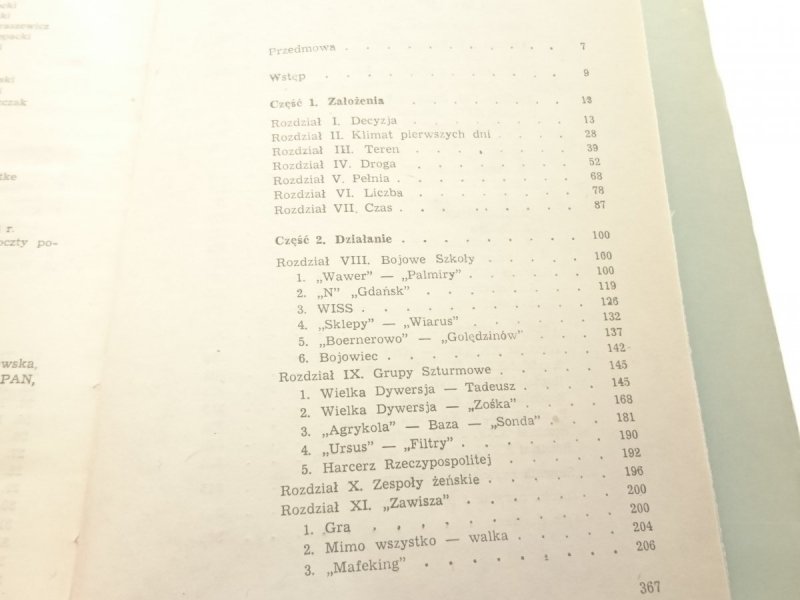 CAŁYM ŻYCIEM. SZARE SZEREGI W RELACJI NACZELNIKA