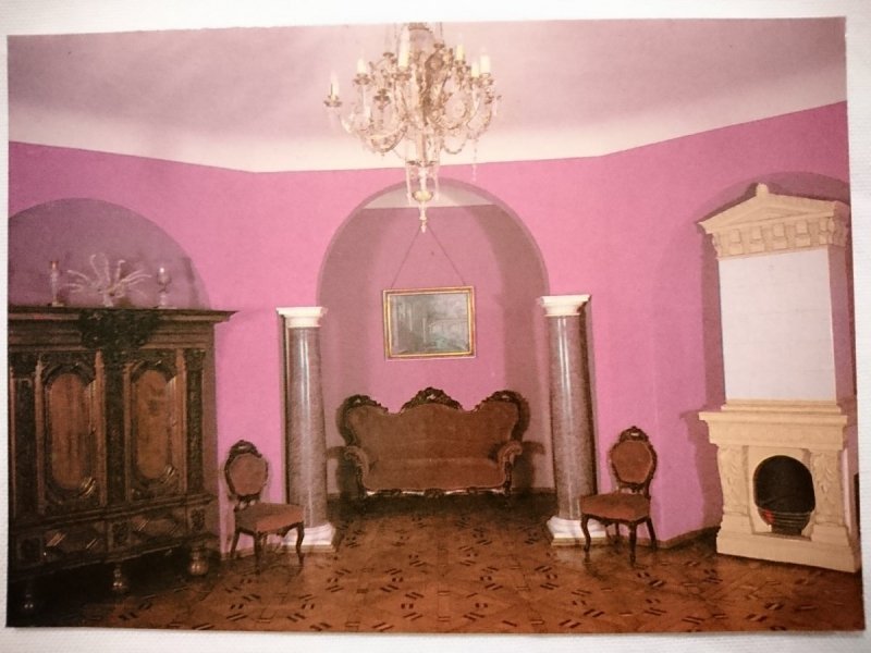 PAŁAC W ŚMIEŁOWIE. SALON CENTRALNY FOT. R. JABŁOŃSKI