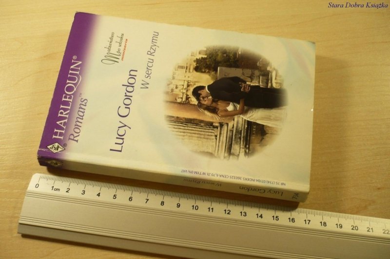 W SERCU RZYMU - Lucy Gordon (2004)