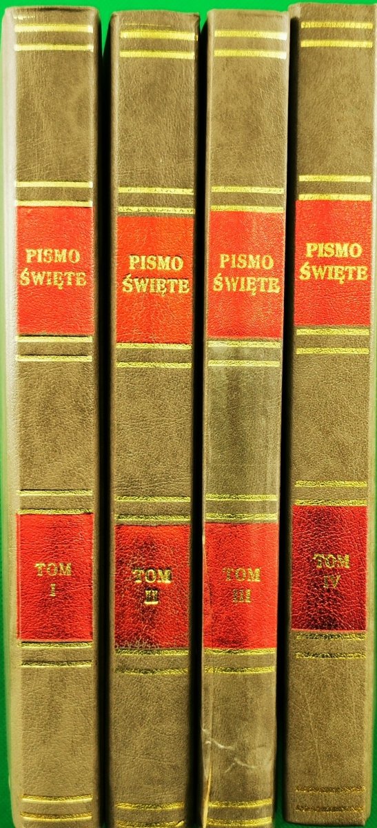 BIBLIA. KSIĘGI STAREGO I NOWEGO TESTAMENTU TOM I-IV KS. D. JAKUBA WUJKA