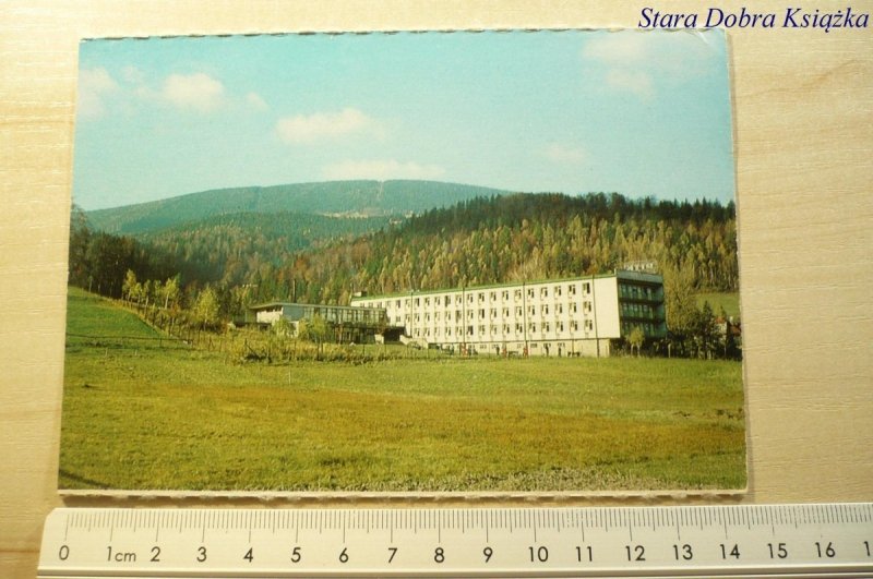 SZCZYRK. DOM TURYSTY PTTK FOT. M. RACZKOWSKI