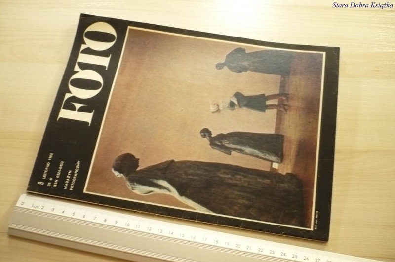 FOTO. MAGAZYN FOTOGRAFICZNY 9 LISTOPAD 1982