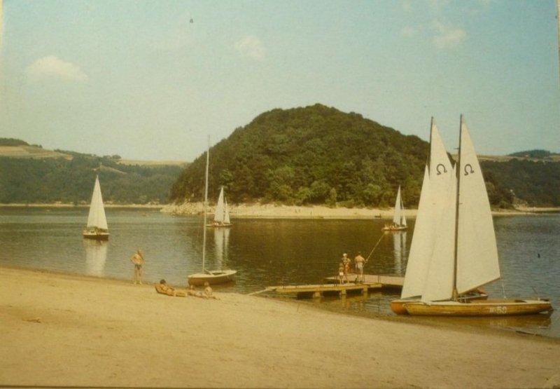 GRÓDEK NAD DUNAJCEM. PLAŻA I PRZYSTAŃ FOT. J. ŻAK