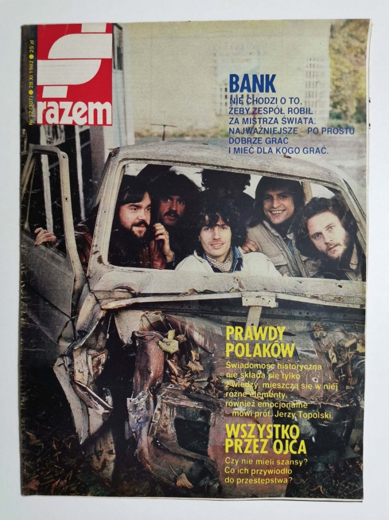 RAZEM NR 32 (307) 28 XI 1982